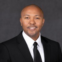 Portrait of Eric Lindsey